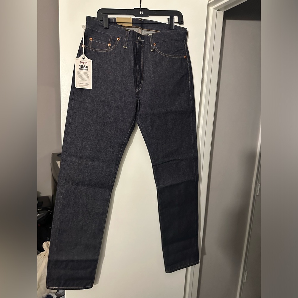 Levi's® Vintage Clothing 1954 501® Jeans
Size 33X34